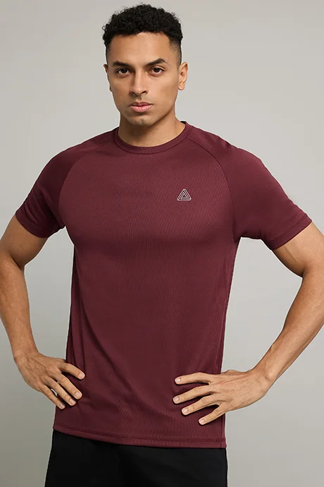 R&B Logo Detail Active T-Shirt with Crew Neck and Short Sleeves