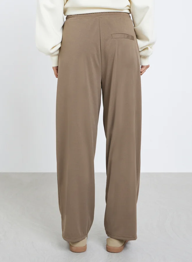 Styli Styli Women Brown Relaxed Wide Leg Trousers