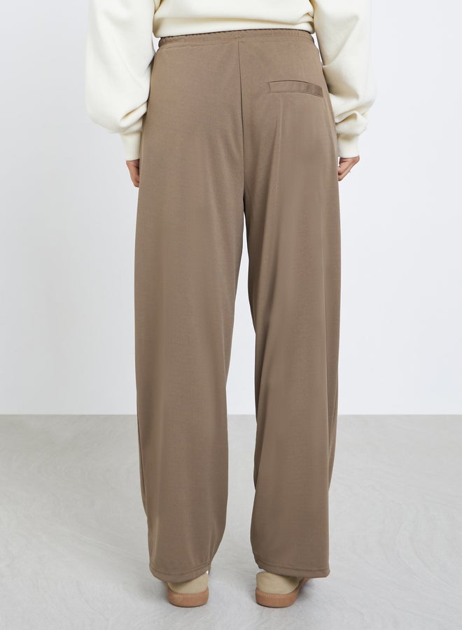 Styli Women Brown Relaxed Wide Leg Trousers - Image 4