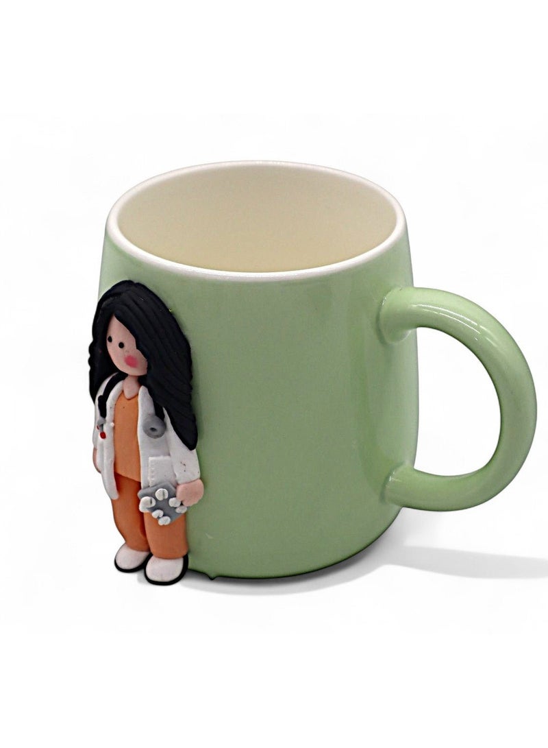 أي كي دي سي كوب سيراميك من AKDC باللون الأخضر مع طبعة مستوحاة من الأطباء - 200 مل هدية عملية - Image 2