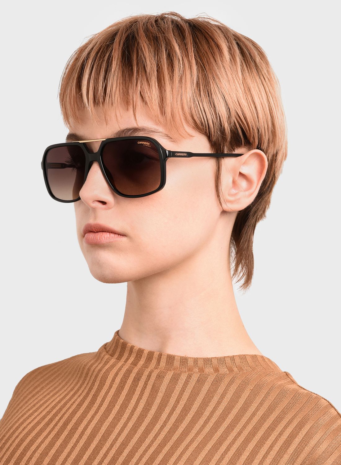 نظارة شمسية كبيرة كاريرا