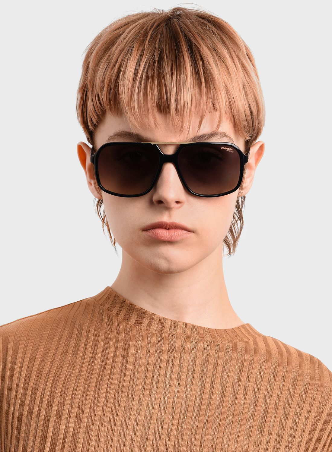 نظارة شمسية كبيرة كاريرا