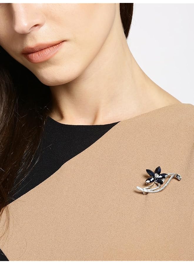 يو بيلا أحدث تصميم أنيق على شكل زهور مجوهرات مطلية بالفضة بروش للنساء أزرق Yb_Brooch_91 - Image 4