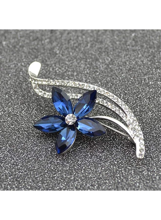 يو بيلا أحدث تصميم أنيق على شكل زهور مجوهرات مطلية بالفضة بروش للنساء أزرق Yb_Brooch_91 - Image 2