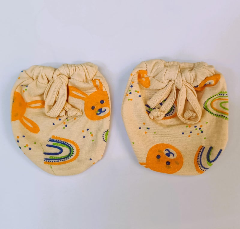 CUTEABLY Baby Dori Mittens, Set of 3, 0-12 Months, Multicoloured Print - Image 3