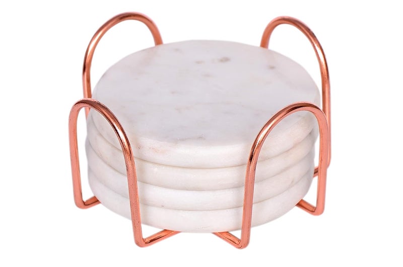 CentraLit طقم كوسترات رخامية بيضاء دائرية من 4 قطع مع حامل - كوسترات نبيذ للبار للطاولة - طقم كوسترات رخامية يدوية الصنع عتيقة مع حامل (شكل دائري) (حامل وردي ذهبي) - Image 2