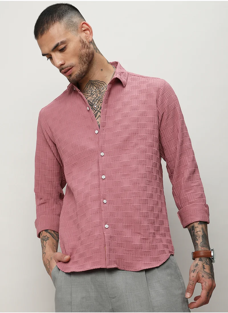 Campus Sutra Men's Nude Pink Self-Design Intertwine Shirt