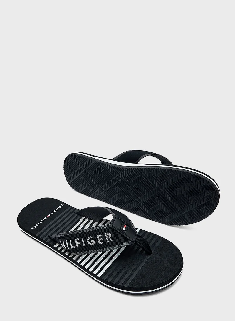 TOMMY HILFIGER Logo Flip Flops