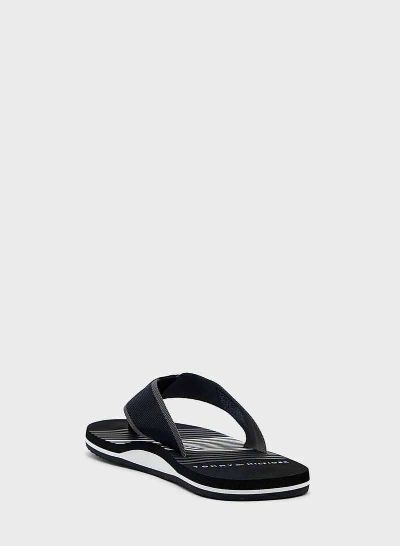 TOMMY HILFIGER Logo Flip Flops