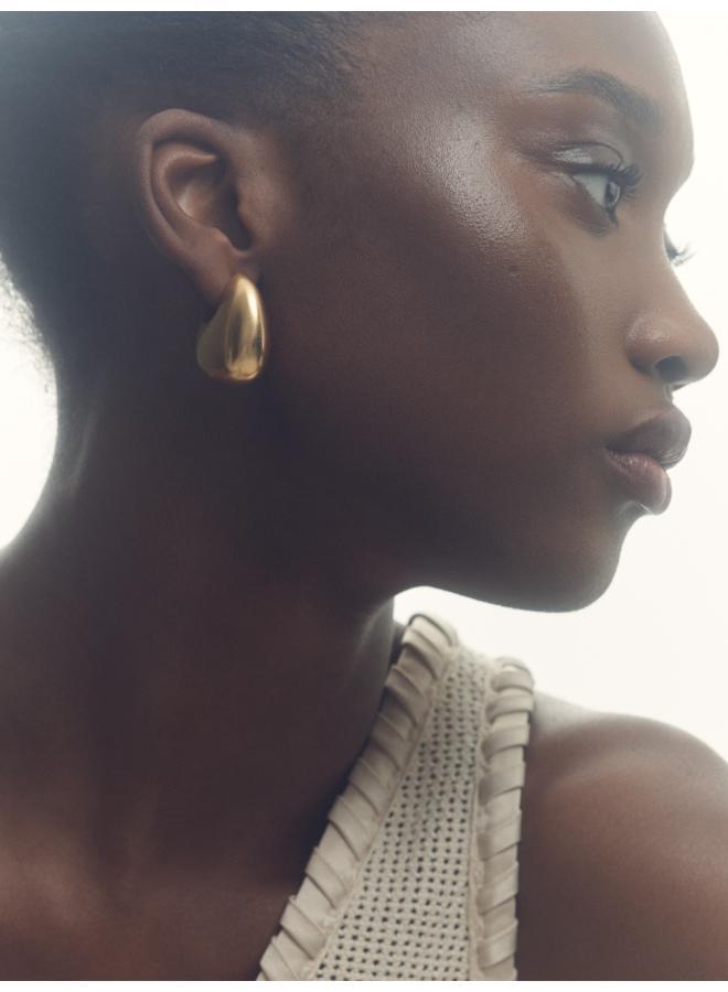 REISS CALLA: Curve Scoop Earrings  - Image 5