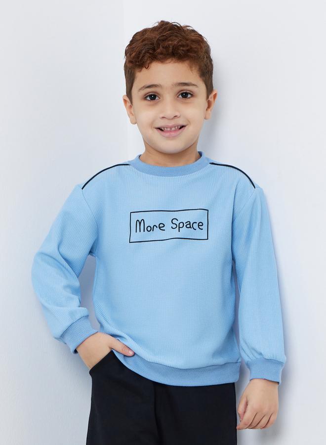 ستايلي سويت شيرت بياقة دائرية وطبعة كتابة - Image 1