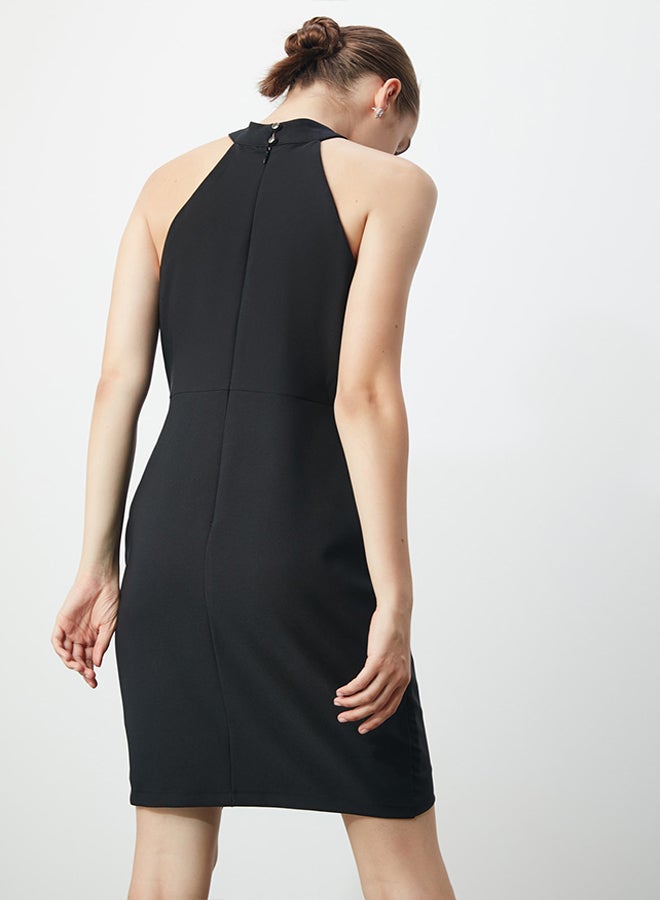 trendyol Black Fitted Lined Woven Short Elegant Evening Dress TPRAW19BB0007  - Image 4