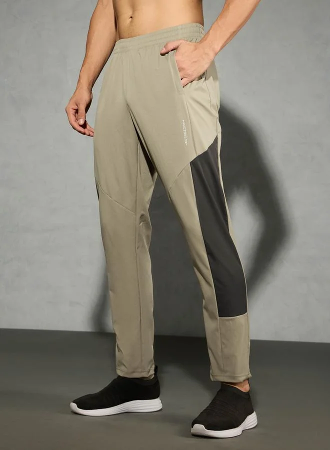 تكنوسبورت Technosport Men Brown Relaxed Fit Contrast Panel Track Pants