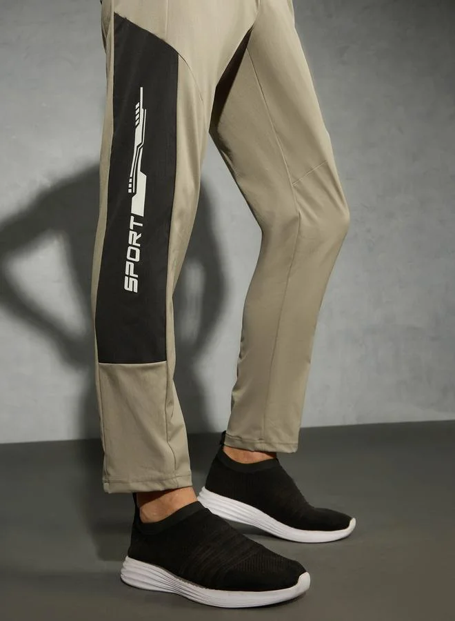 Technosport Technosport Men Brown Relaxed Fit Contrast Panel Track Pants
