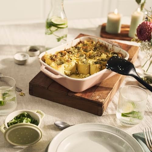 ستوب طقم أطباق خبز مستطيلة من السيراميك من Staub Stoneware Gratins - قطعتين - لون باستيل معكرون وردي - Image 5