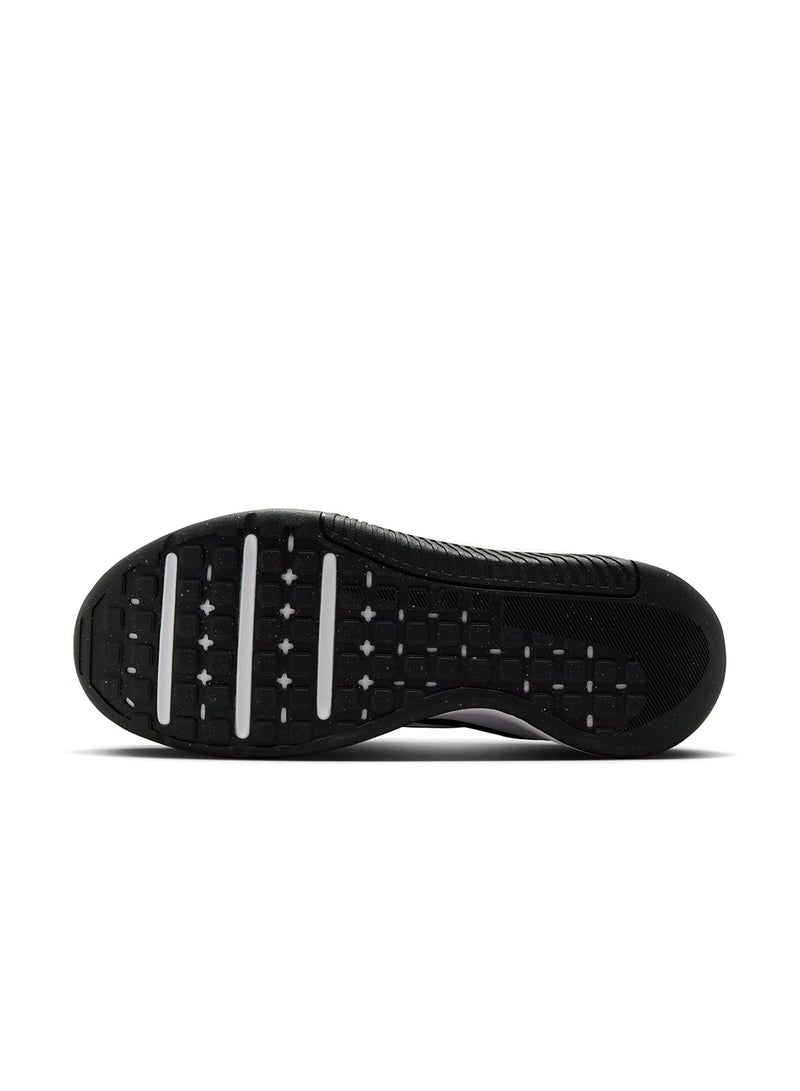 Nike MC TRAINER 3 - Image 2
