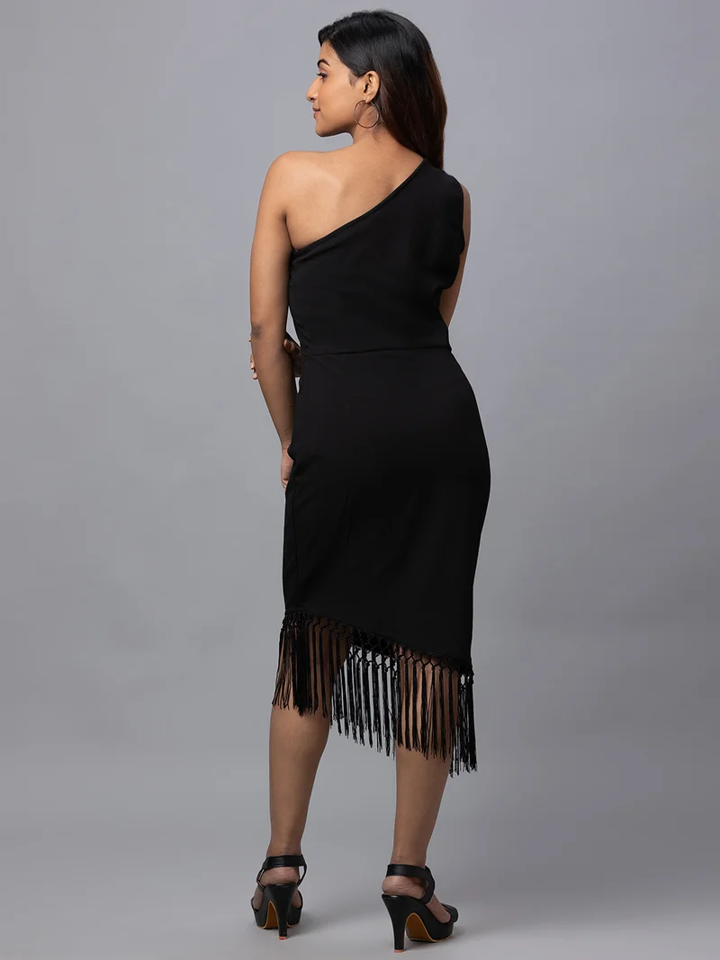 globus Women Black One Shoulder Fringed Sheath Midi Dress