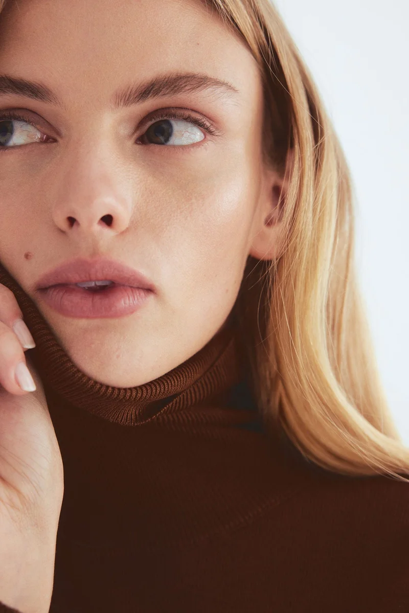 اتش اند ام كنزة بقبة بولو