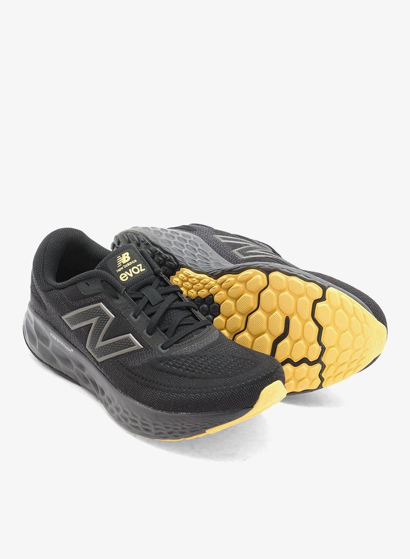 New Balance -BLACK (001) - Image 3
