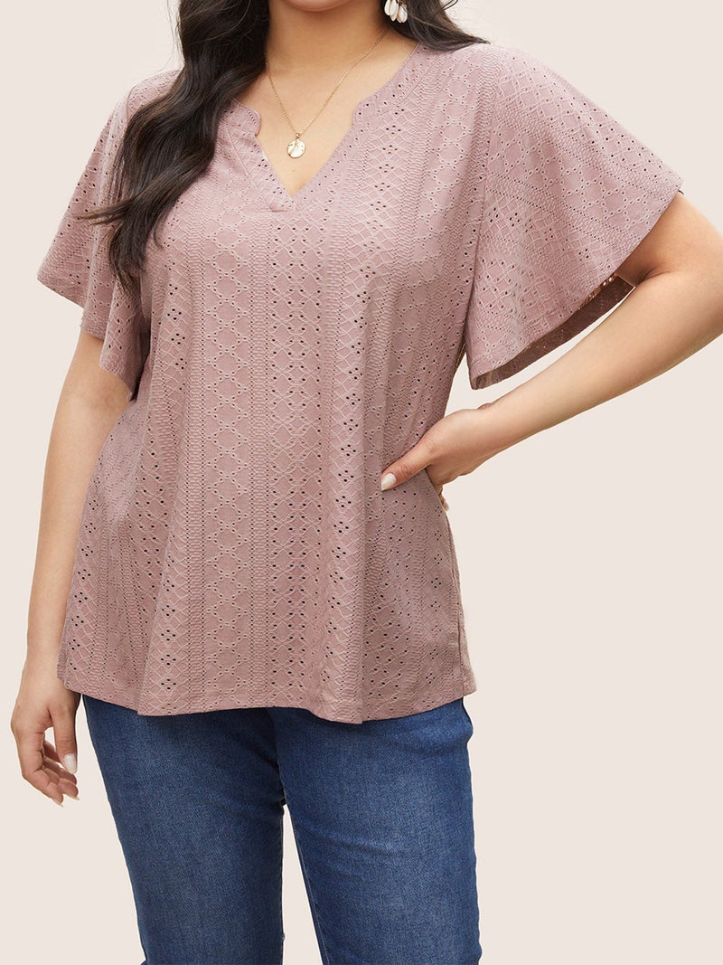 2024 European and American Summer New Cross-border Womens plus size Court Lock V-neck Bat Shirt Hollow Breathable Short-sleeved T-shirt lotus root color 