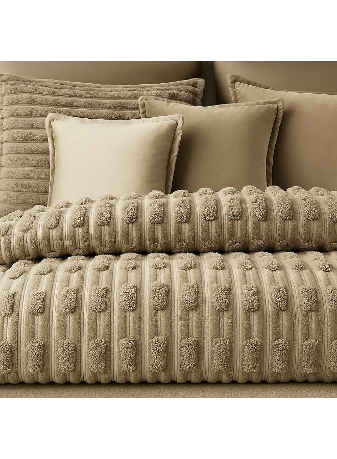 مينجلي مفرش شتوي فاخر وجهين (مخمل × فرو) – طقم لحاف 8 قطع مقاس مزدوج 250×230 سم | تصميم فندقي دافئ وناعم يمنحك راحة وأناقة - Image 5