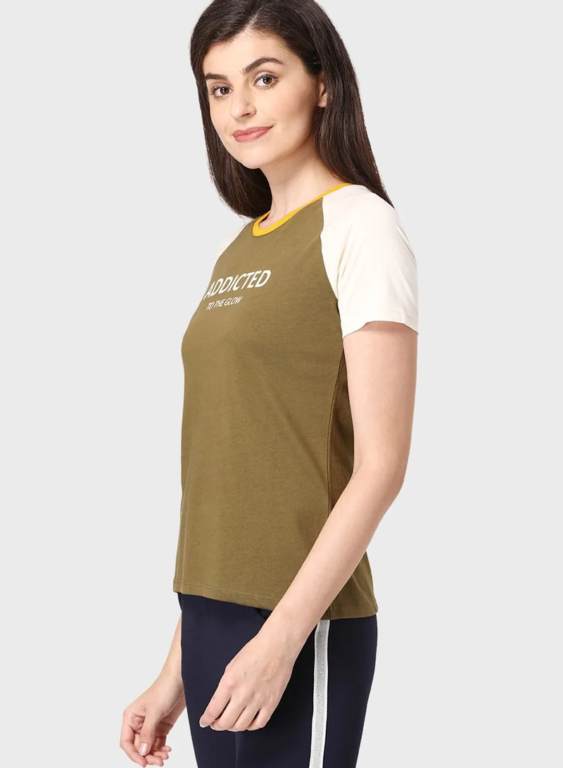 MODE Graphic T-Shirt