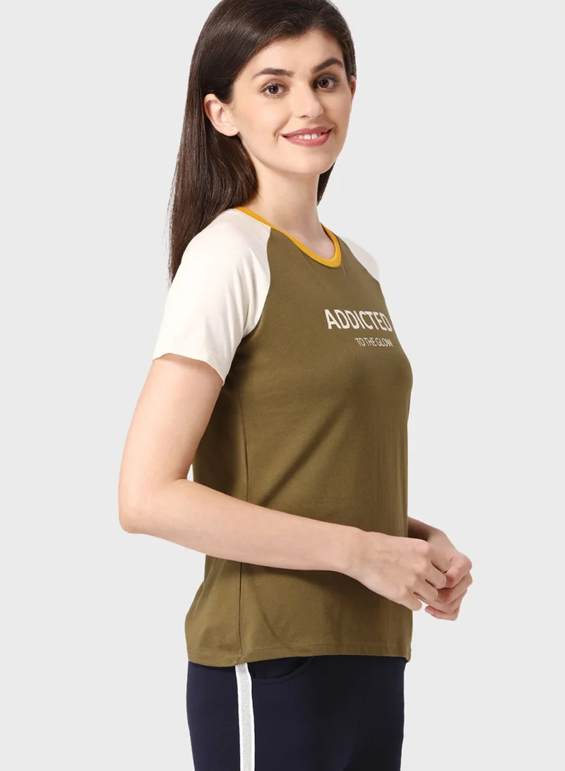 MODE Graphic T-Shirt