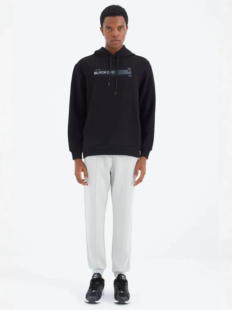 تومي لايف TOMMY Men's Regular-Fit 3-Thread Fleece Sweatpants