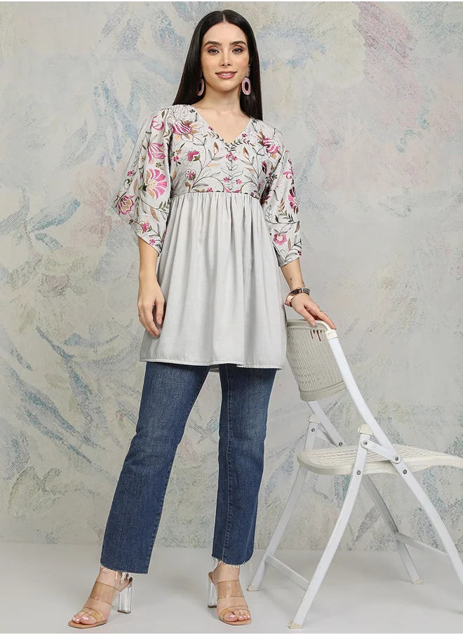 فيشود Vishudh Women Grey Floral Printed Dress