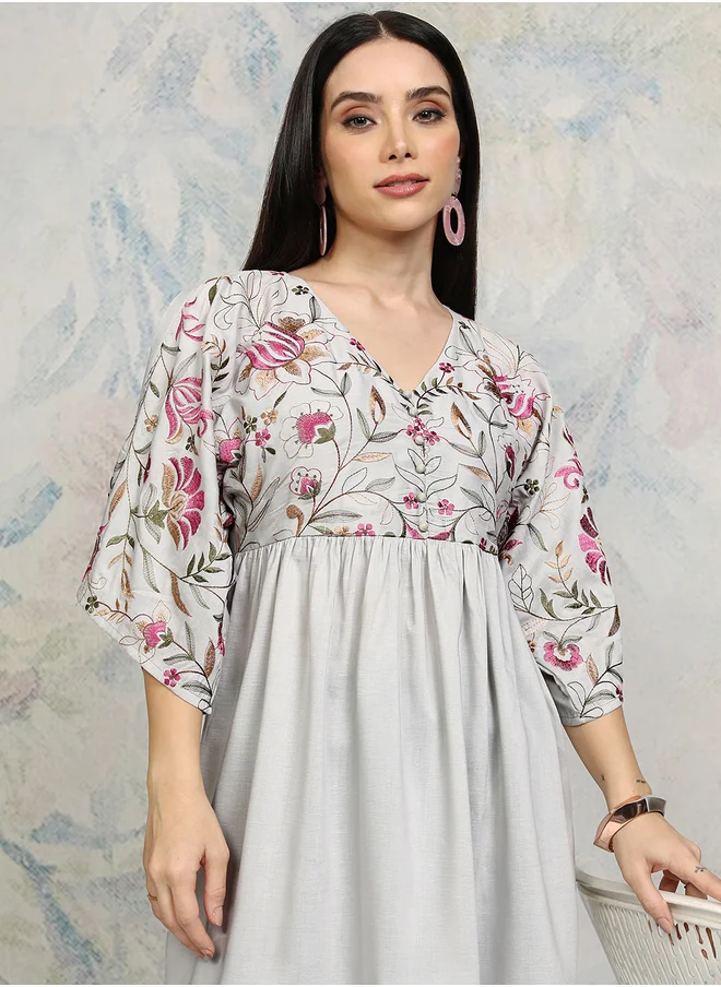 فيشود Vishudh Women Grey Floral Printed Dress