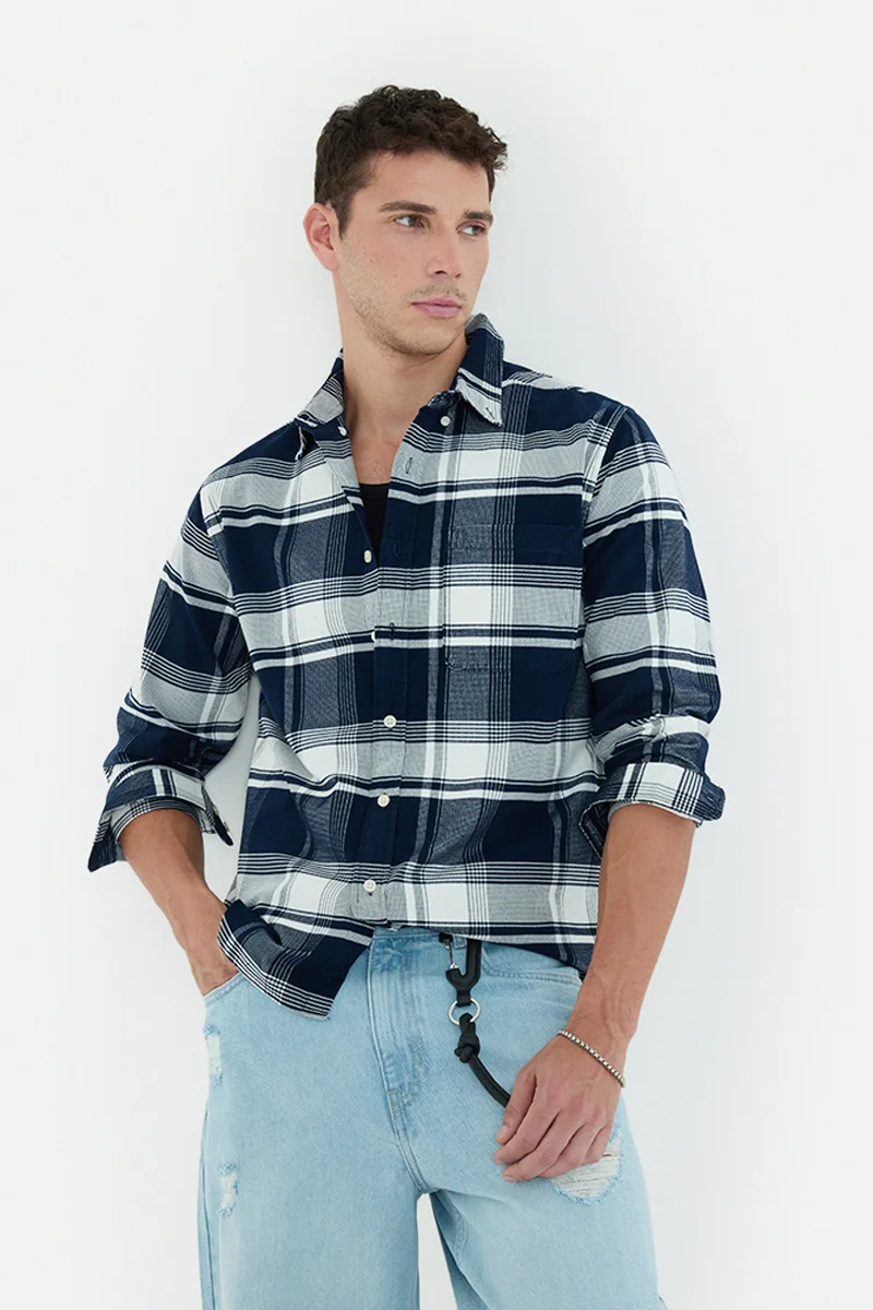 SNITCH Navy Blue Checkered Long Sleeve Regular Fit Casual Shirt