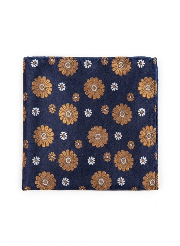 Men's pocket square to complete a formal suit look - high-quality fabric with a modern design - Image 3