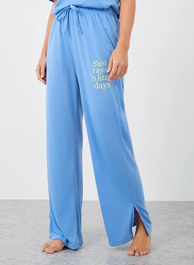 ستايلي Styli Slogan Print Round Neck T-Shirt and Pyjama Set