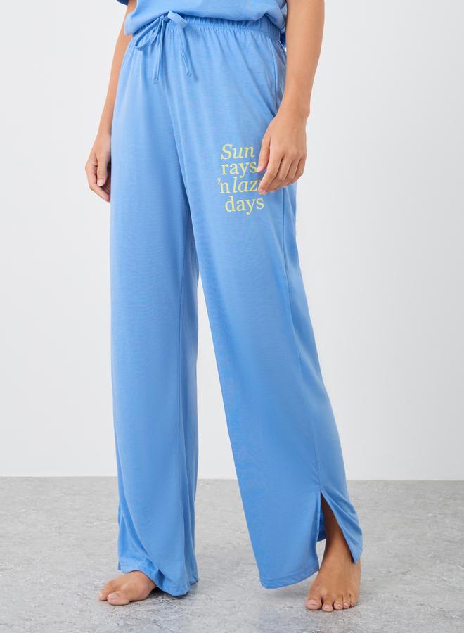 Styli Slogan Print Round Neck T-Shirt and Pyjama Set - Image 4