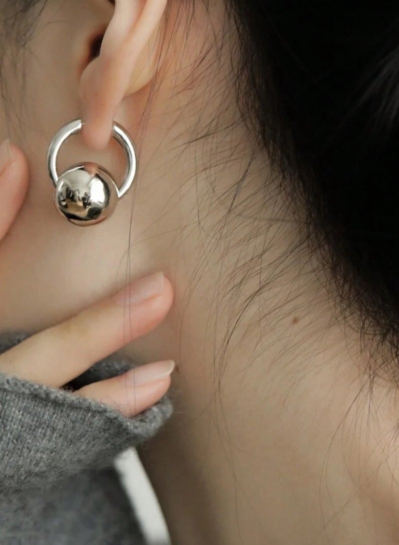 إيكوال حلق اذن نسائي انيق مصنوع من الاستانلس ستيل باللون الفضي - Image 3