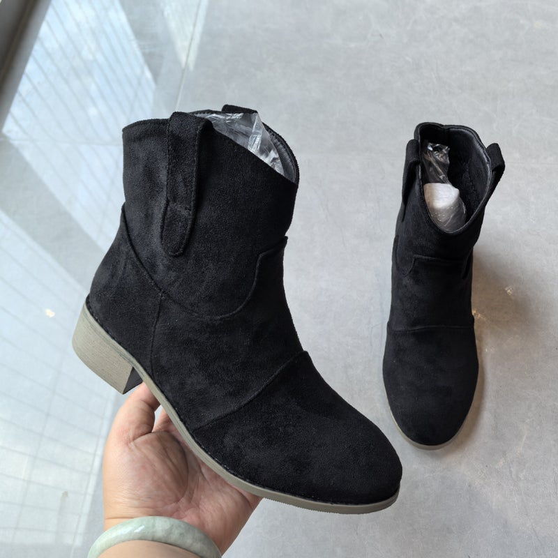 Spring Festival Is Not Closed For Business, With Large Quantities Of Ready Stock For The 2025 Winter Season: Casual Low-Heeled Round-Toe Suede Ankle Boots In Large Sizes 40-43 - Image 1