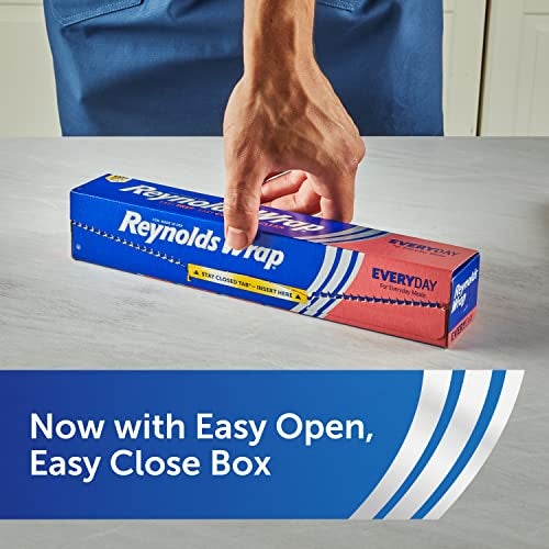 Reynolds Wrap Everyday Strength Aluminum Foil Roll, Freezer Safe and Grill Safe, Great for Foil Packets and Home Cooking, 12 Inches Wide, 200 Total Sq. Ft. - Image 3