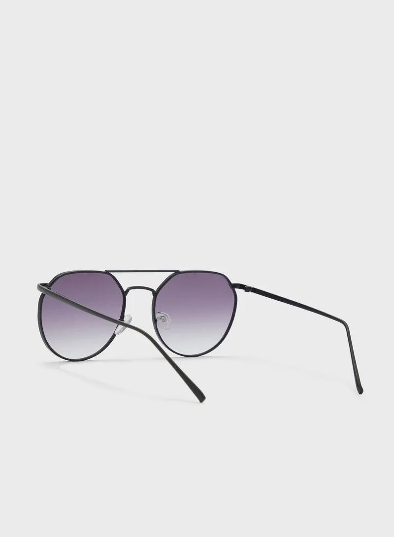 Seventy Five Casual Round Sunglasses