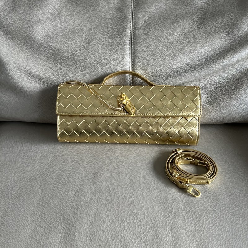 Explosions Women'S 2054 New Vintage Handmade Woven Bag High-End Sense Lock Buckle Baguette Bag Crossbody Handbag Bag - Image 4