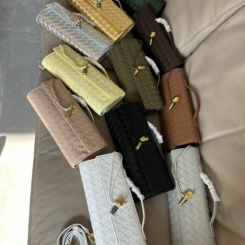 Explosions Women'S 2054 New Vintage Handmade Woven Bag High-End Sense Lock Buckle Baguette Bag Crossbody Handbag Bag - Image 5