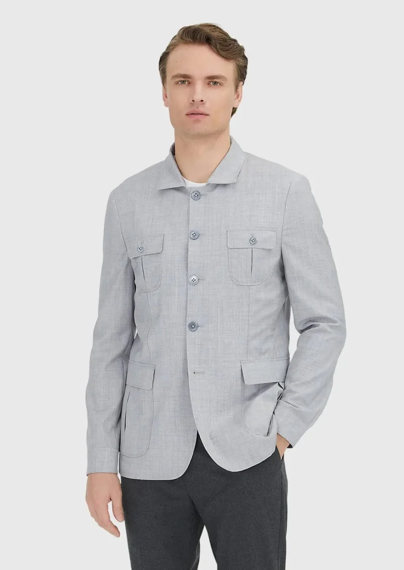 رامسي قميص رمادي فاتح سادة بقصة ضيقة عند الكتفين، مصنوع من الصوف بنسبة 100%