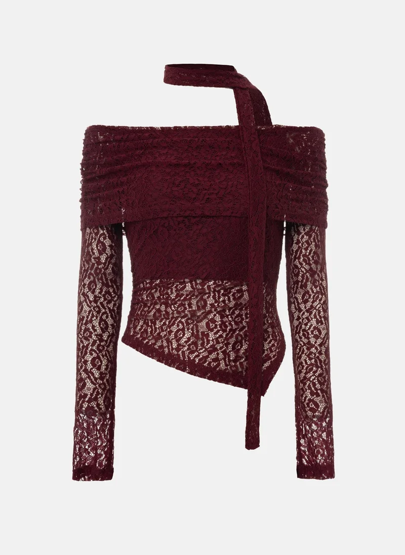 Lichi Lace top with open shoulders and neck ribbon