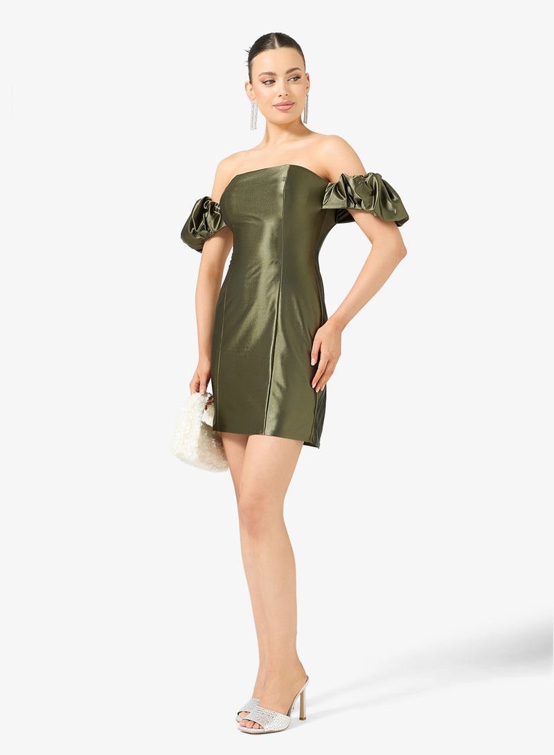 رينيه فستان قصير ضيق بأكمام منفوشة وكتف مكشوف - Image 4