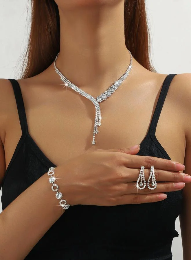 تايك تو مجموعة من قلادة وسوار وأقراط مرصعة بأحجار الراين البراقة