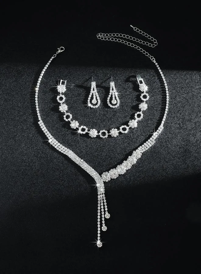 تايك تو مجموعة من قلادة وسوار وأقراط مرصعة بأحجار الراين البراقة