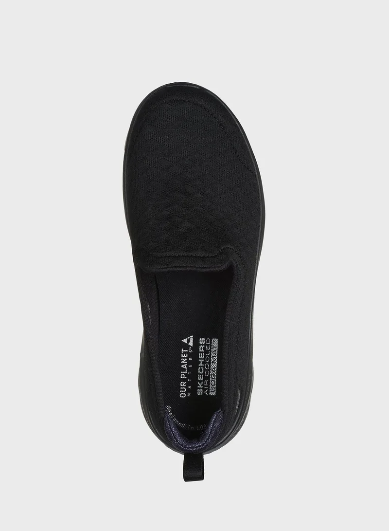 SKECHERS Go Walk Flex