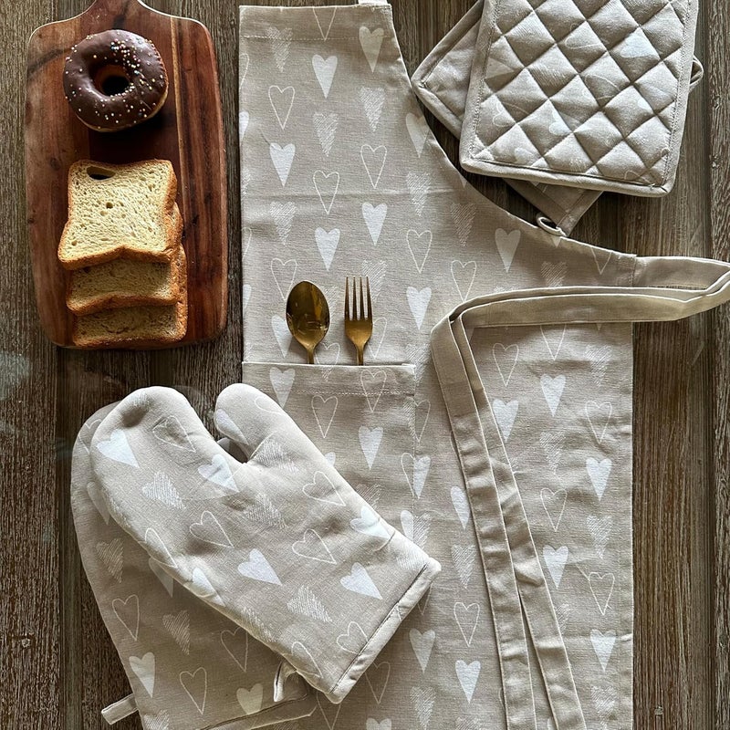 Oak & Lily Oak Lily Combo Set of Beige Ivory Print Apron Microwave Oven Mittens Pot Holders 