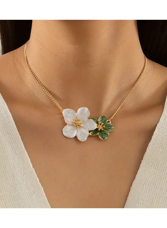 Elegant Green and White Floral Pendant Necklace for Women – Alloy Jewelry, Stylish Vacation & Party Accessory, All-Season Gift - Image 1
