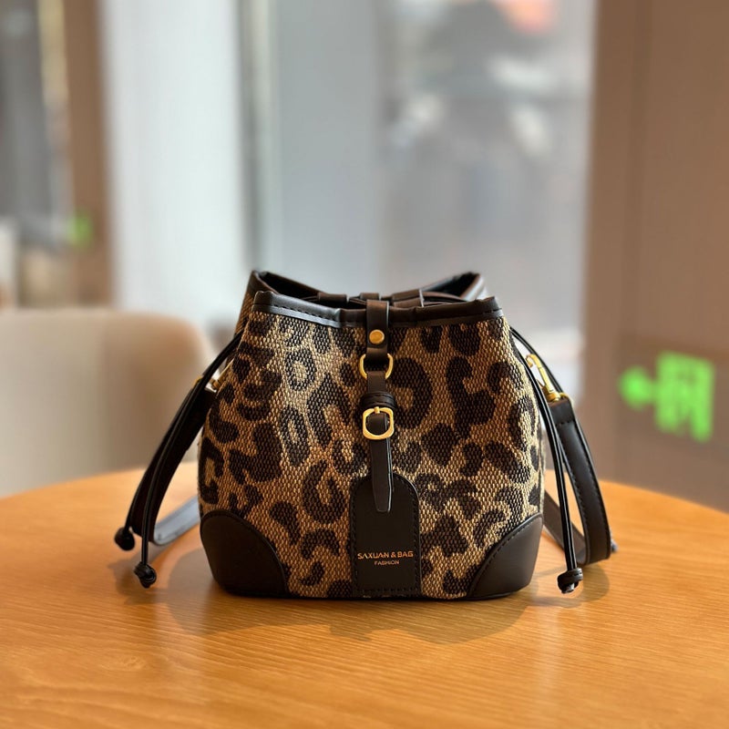 New 2023 Fashion Niche Design Retro Bucket Bag Simple Western Style Large Capacity All-Match Leopard Print Women'S Bag - Image 5