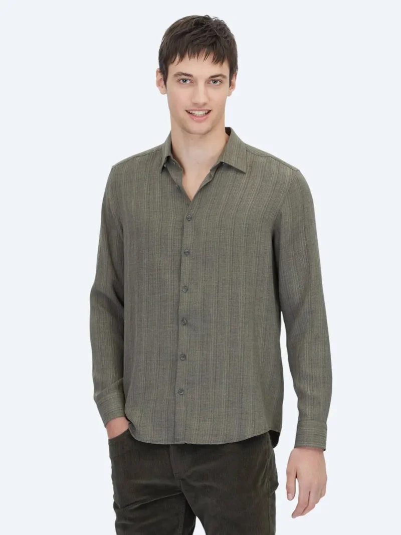 كيب قميص كاجوال مخطط بلون الكاكي بقصة عادية